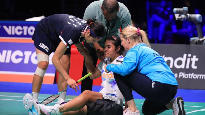 Gregoria Mariska Tunjung Jelaskan Detail Kondisi Cederanya yang Membuatnya Mundur di Semifinal Denmark Open 2024