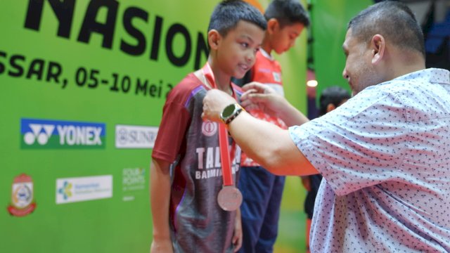 Support Tim Bulu Tangkis, Munafri Harap Atlet Bisa Berlaga di PON